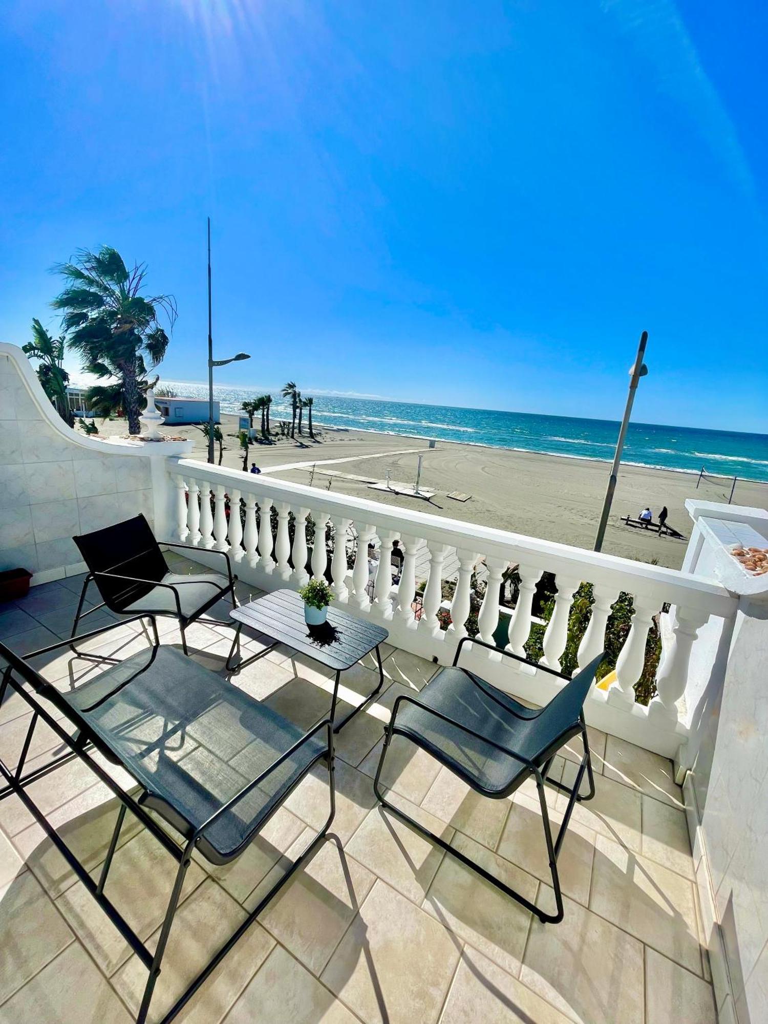Apartamento Frontal Al Mar - Torrox Costa Eksteriør billede